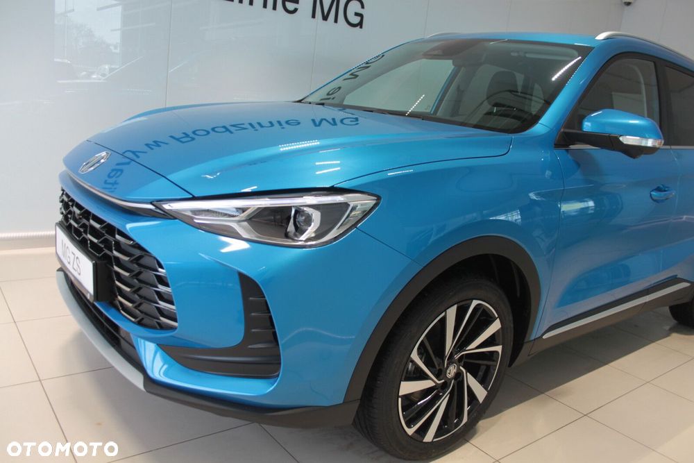MG ZS Hybrid+ - 9