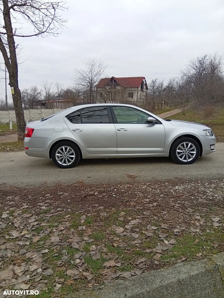Skoda Octavia 1.2 TSI ELEGANCE - 4