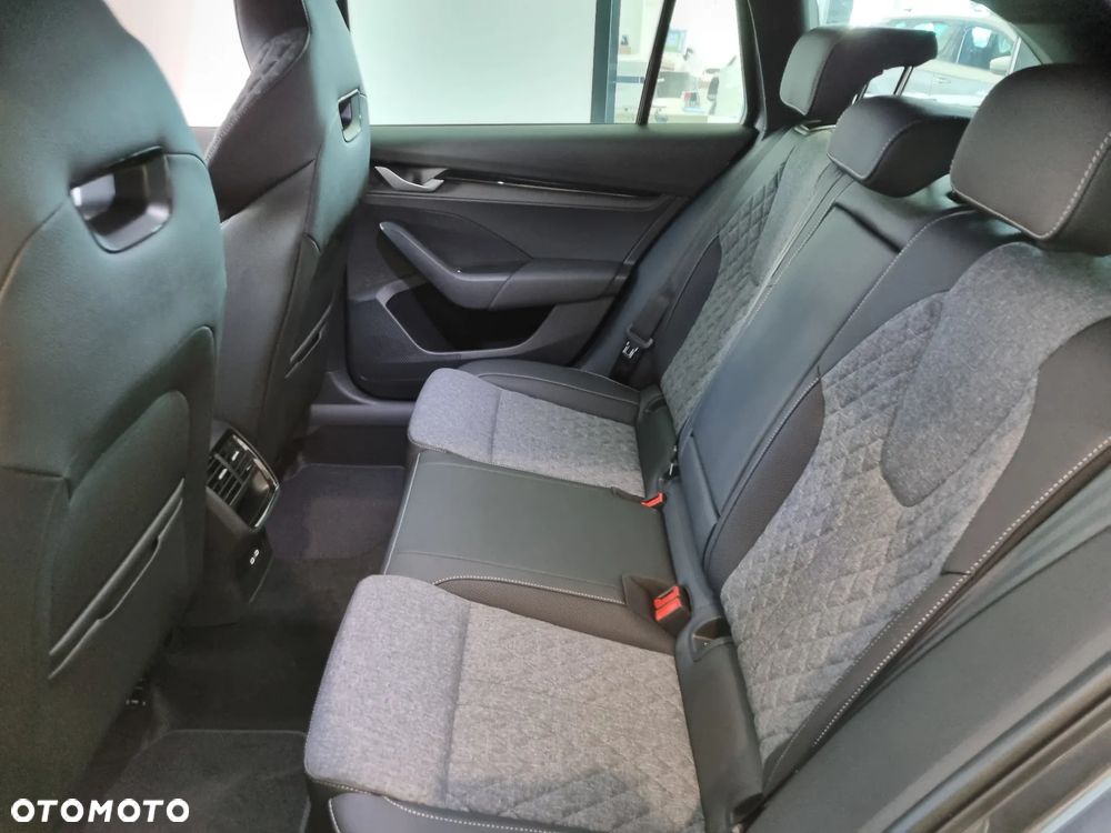 Skoda Octavia 1.5 TSI mHEV Sportline DSG - 31