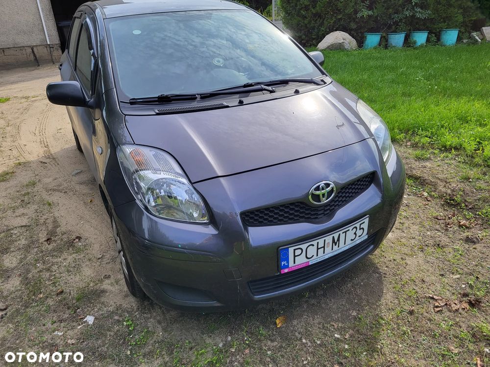 Toyota Yaris 1.0 Active - 1