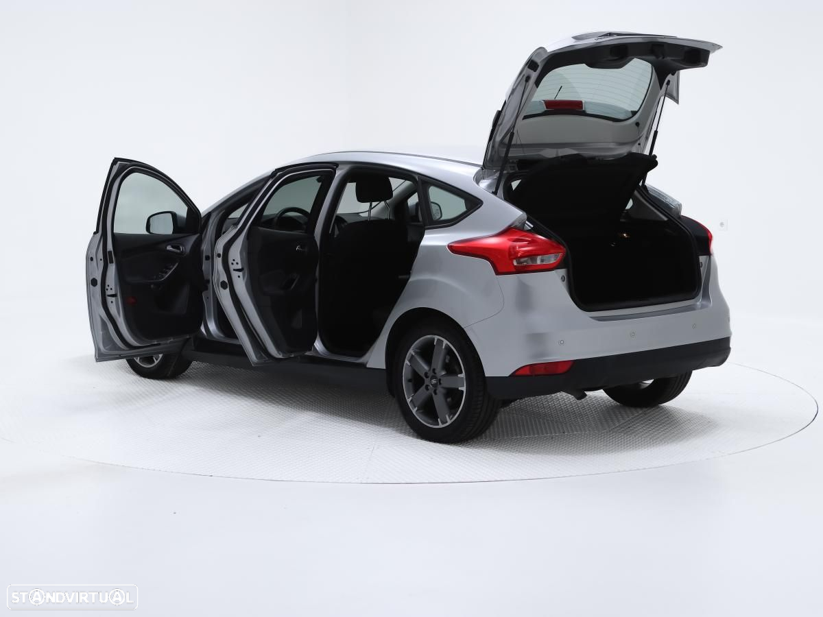 Ford Focus - 5
