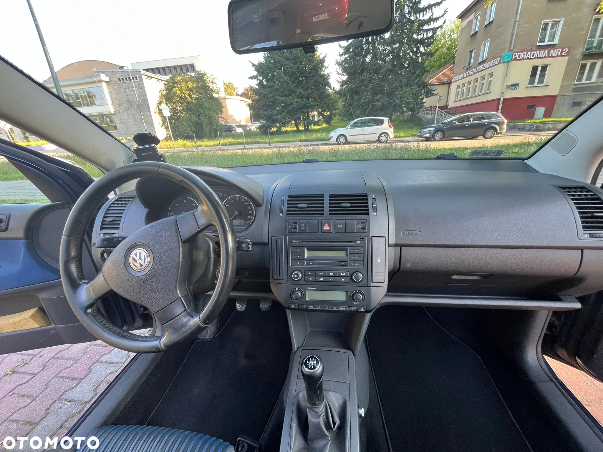 Volkswagen Polo 1.9 TDI Sportline - 4