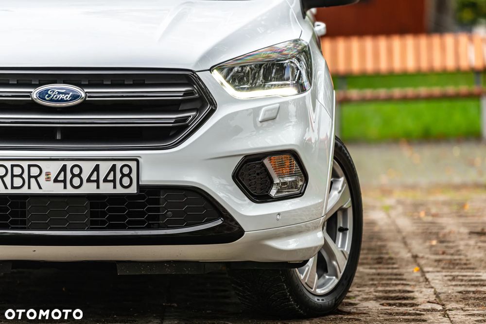 Ford Kuga 1.5 EcoBoost 4x4 ST-Line - 11