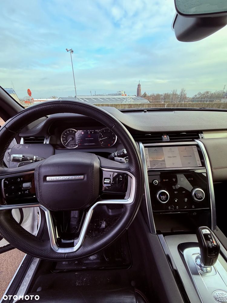 Land Rover Discovery Sport 2.0 P200 mHEV R-Dynamic - 22