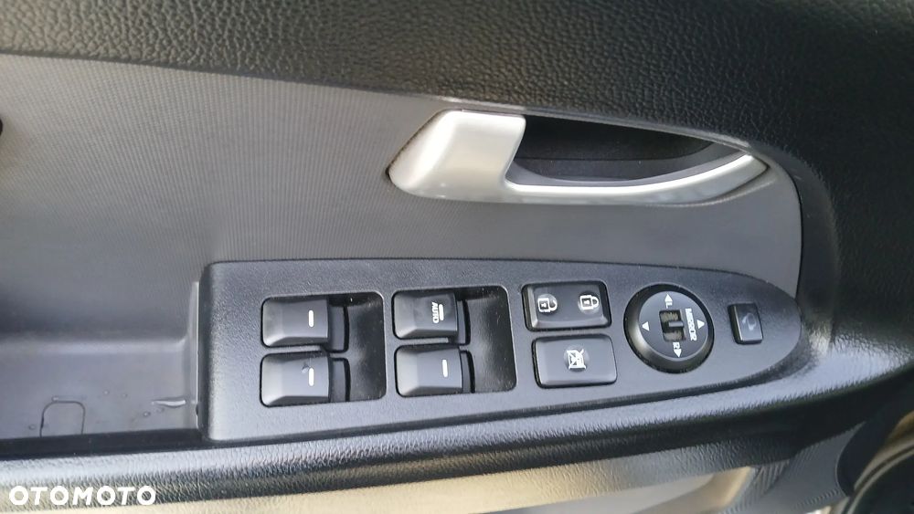 Kia Sportage 1.7 CRDI 2WD Attract - 7
