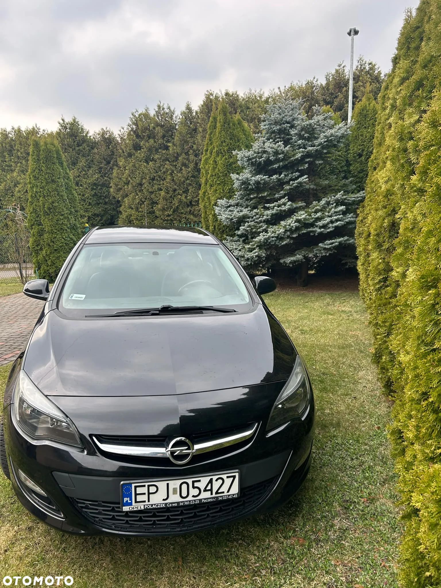 Opel Astra IV 1.4 T Active - 1