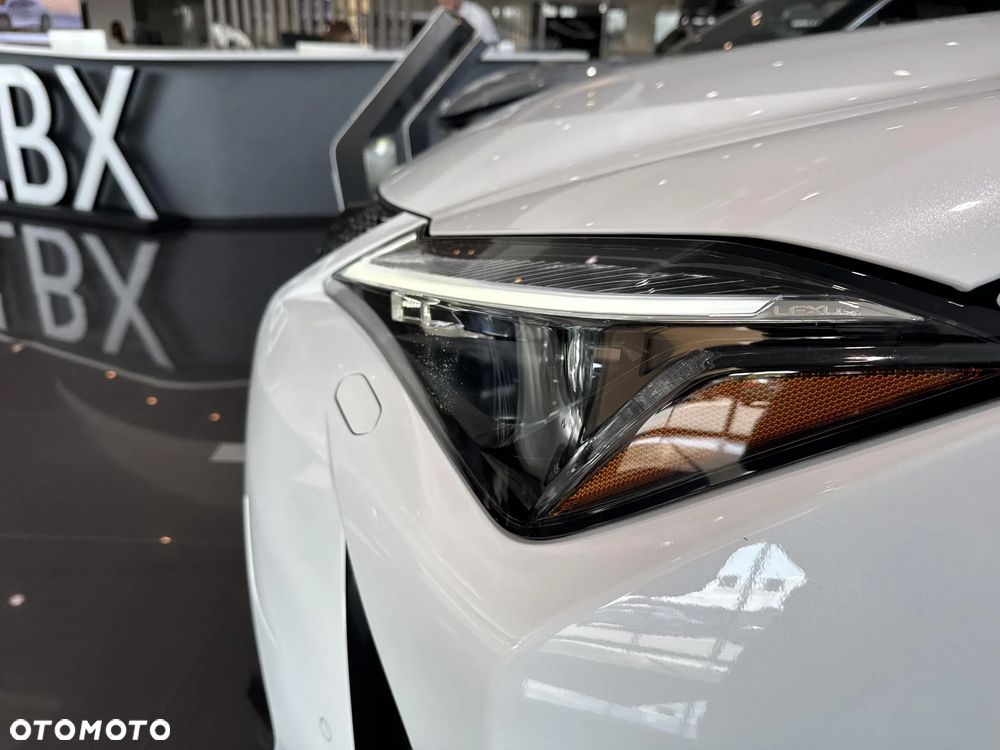 Lexus UX - 20