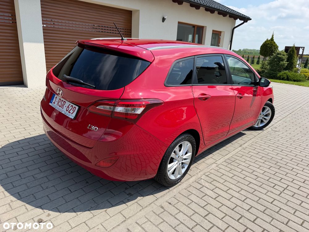 Hyundai i30 1.6 CRDi Comfort - 34