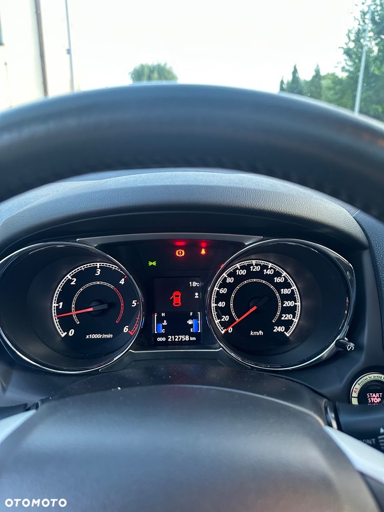 Mitsubishi ASX 1.8 DID Instyle NAVI AS&G - 17