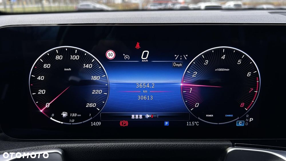 Mercedes-Benz GLB 200 AMG Line 7G-DCT - 17