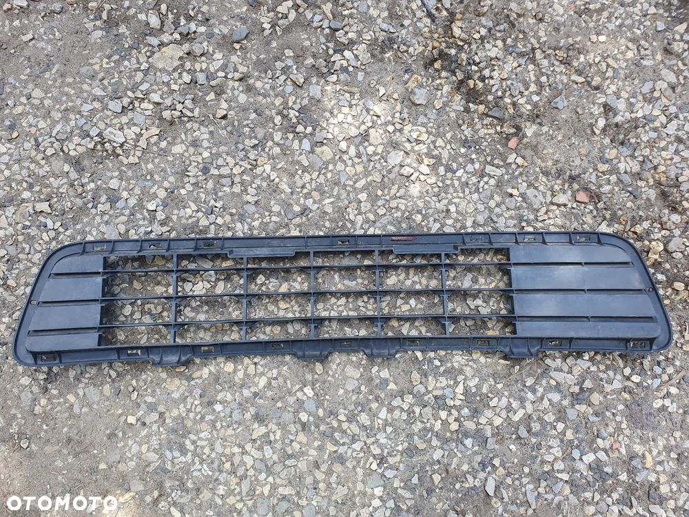 FIAT PUNTO 2 II LIFT KRATKA ATRAPA ZDERZAKA PRZÓD ŚRODKOWA 735366075 - 2