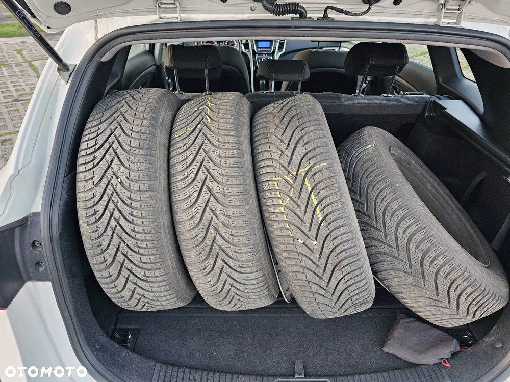 Hyundai i30 1.4 Intro Edition - 31