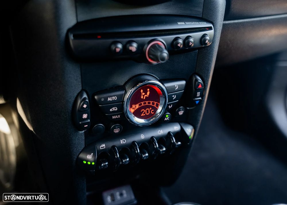 MINI 3 Portas John Cooper Works - 22