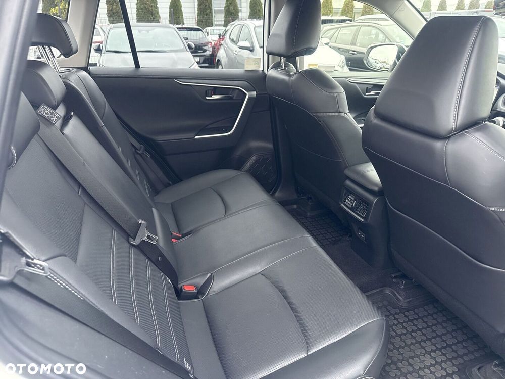 Toyota RAV4 - 12