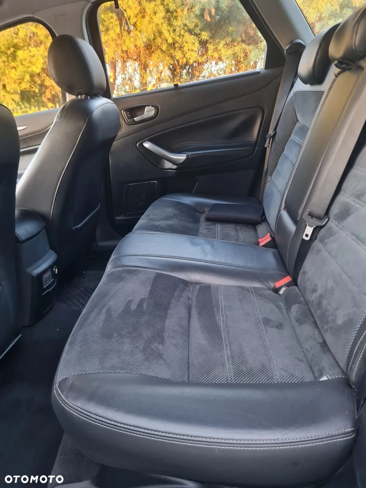 Ford Mondeo 2.0 TDCi Titanium S - 13