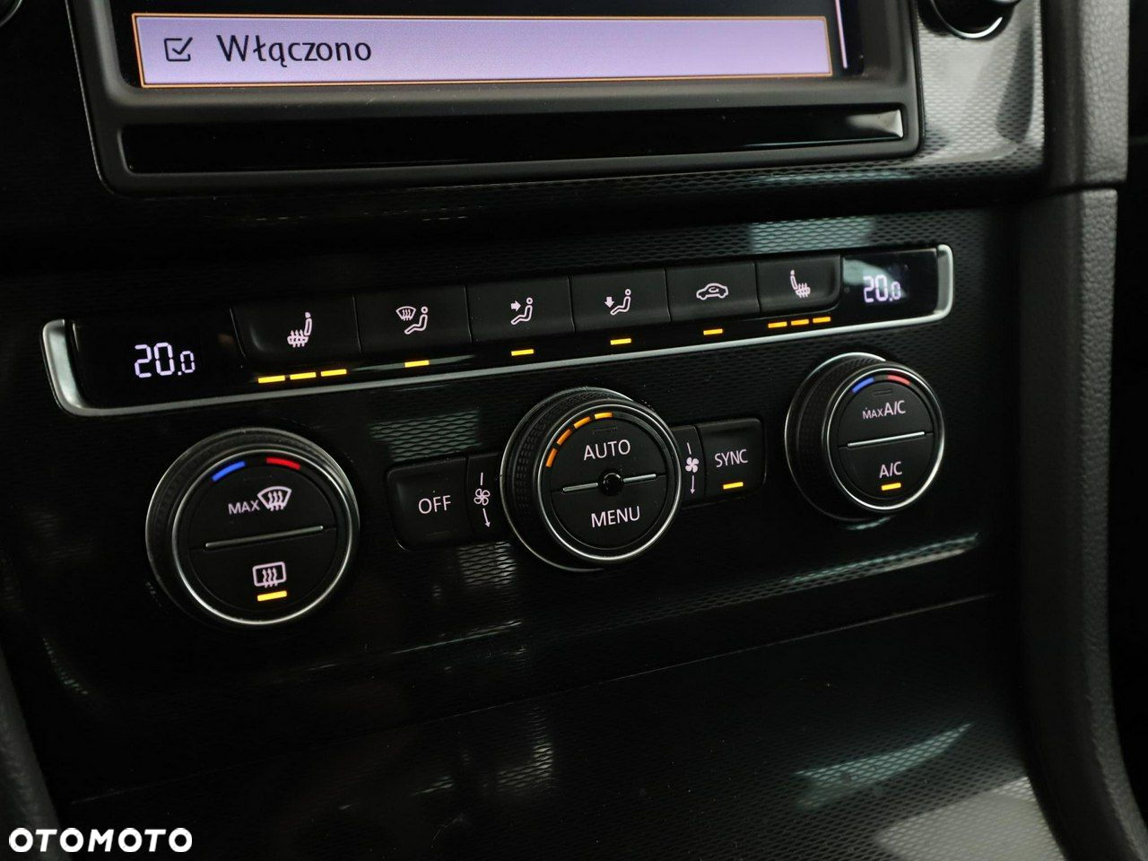 Volkswagen Golf - 29