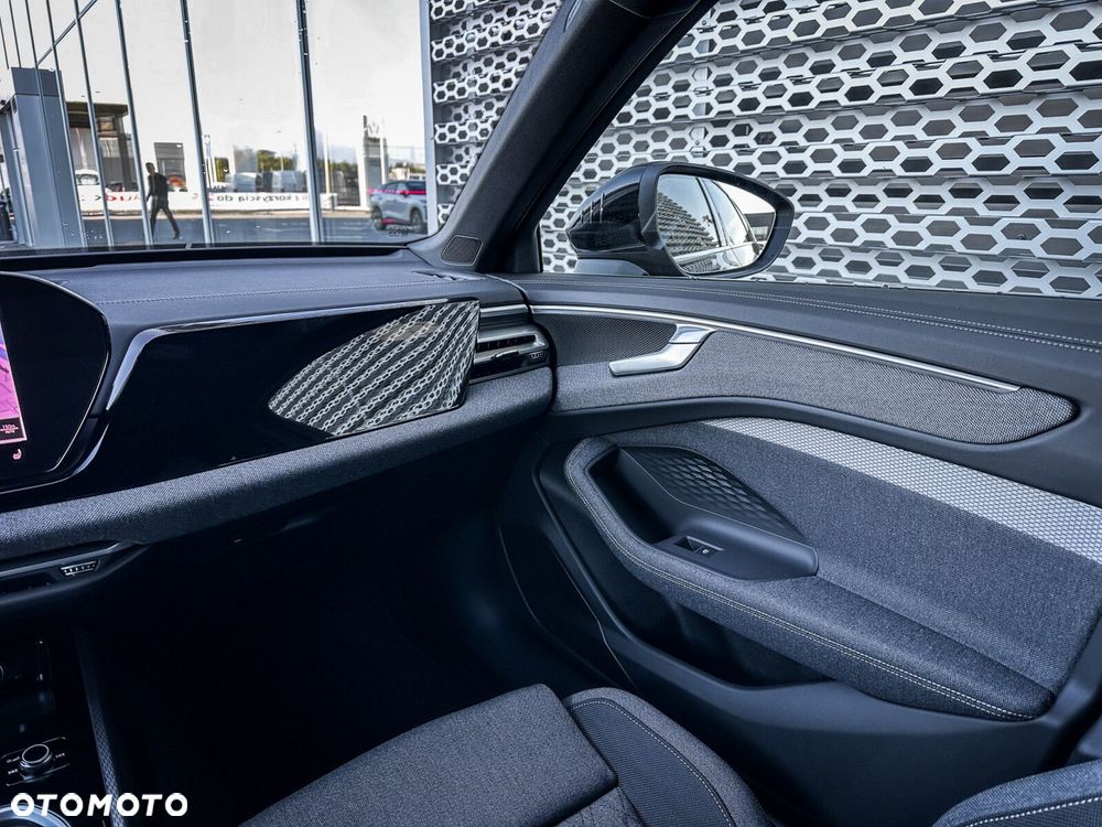 Audi A6 Avant - 33