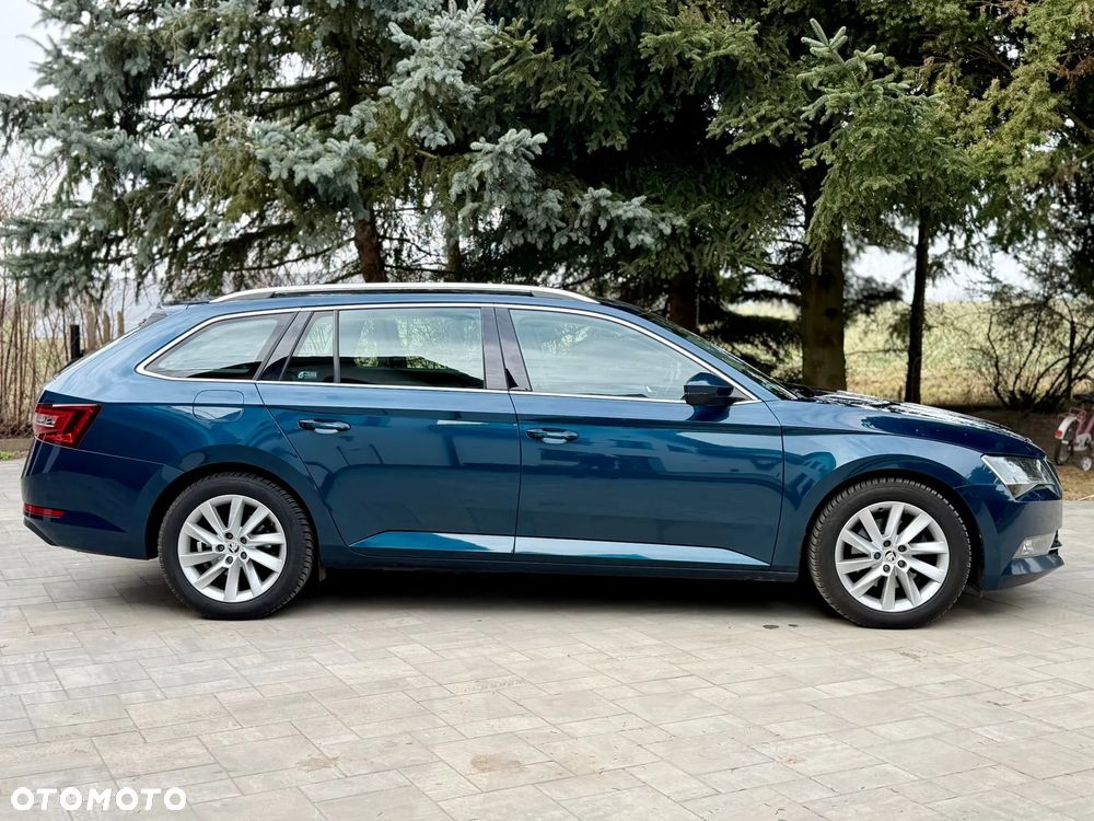 Skoda Superb 2.0 TDI Style DSG - 5