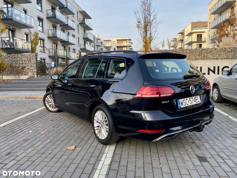 Volkswagen Golf 2.0 TDI (BlueMotion Technology) Comfortline - 5