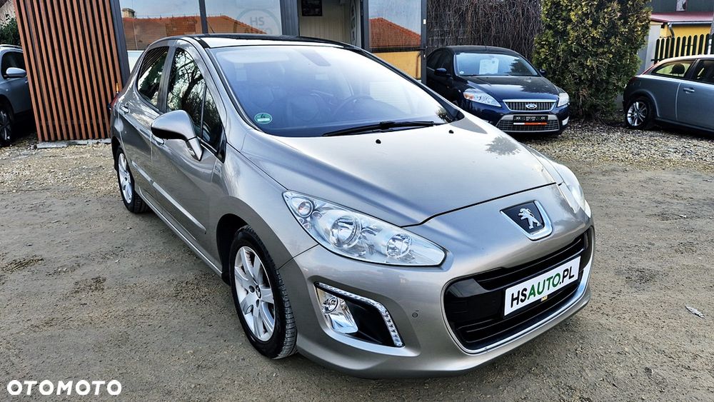 Peugeot 308 1.6 Premium Plus - 6