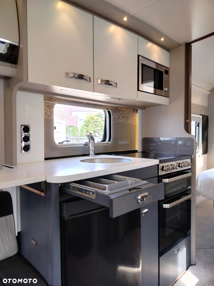 SWIFT Bessaacar Cameo - 27