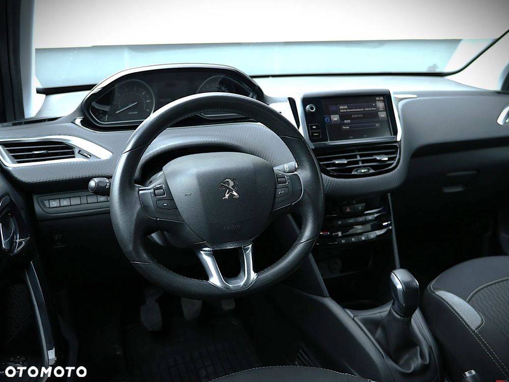 Peugeot 208 1.2 PureTech Active - 14