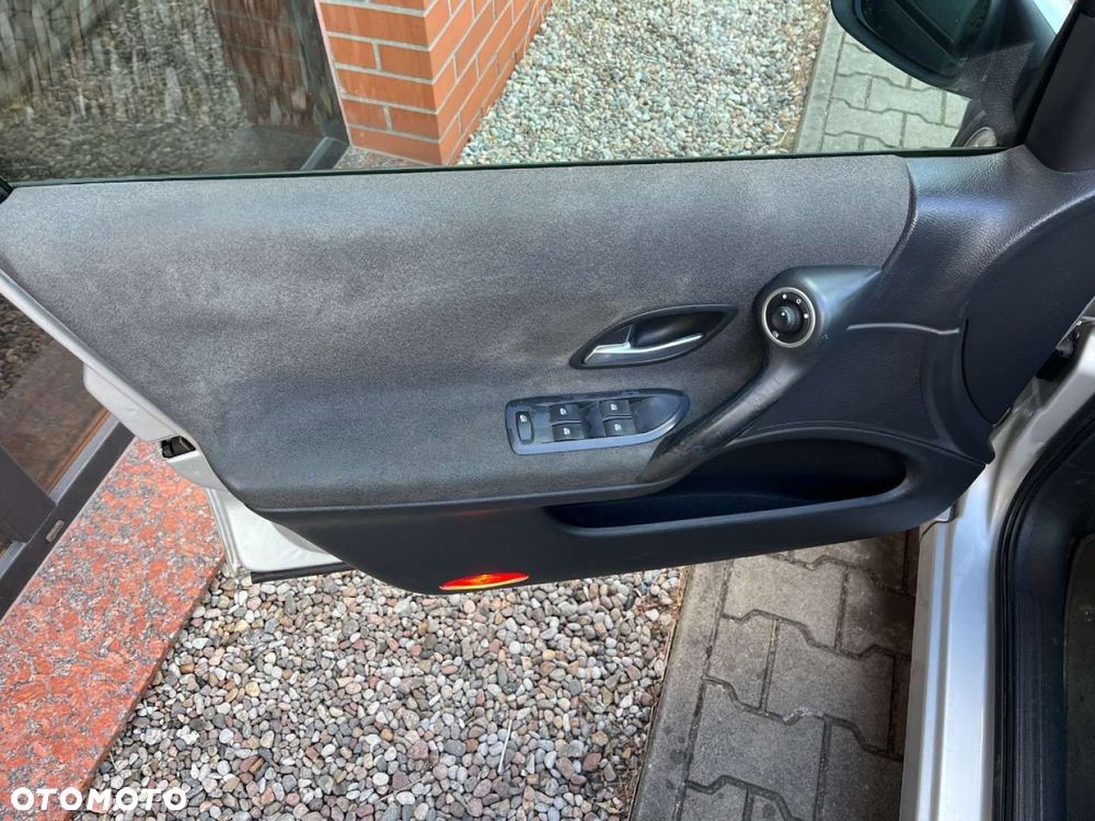 Renault Laguna Grandtour 1.6 16V Authentique - 15