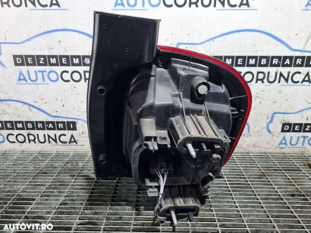 Stop Stanga Dacia Duster II 2018 - 2021 SUV 4 Usi (1318) Bec clasic - 2