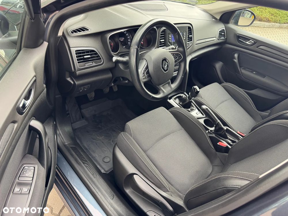 Renault Megane 1.6 SCe Life - 11