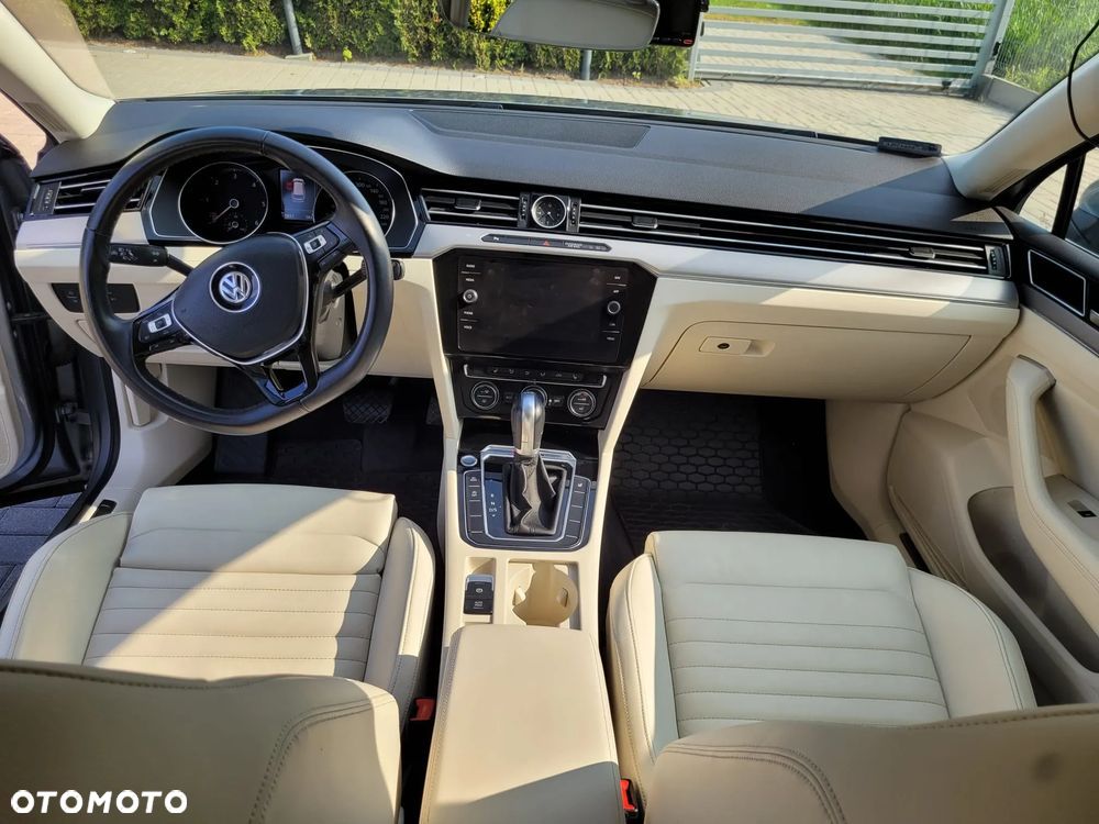 Volkswagen Passat 2.0 TDI BMT 4Mot Highline DSG - 18