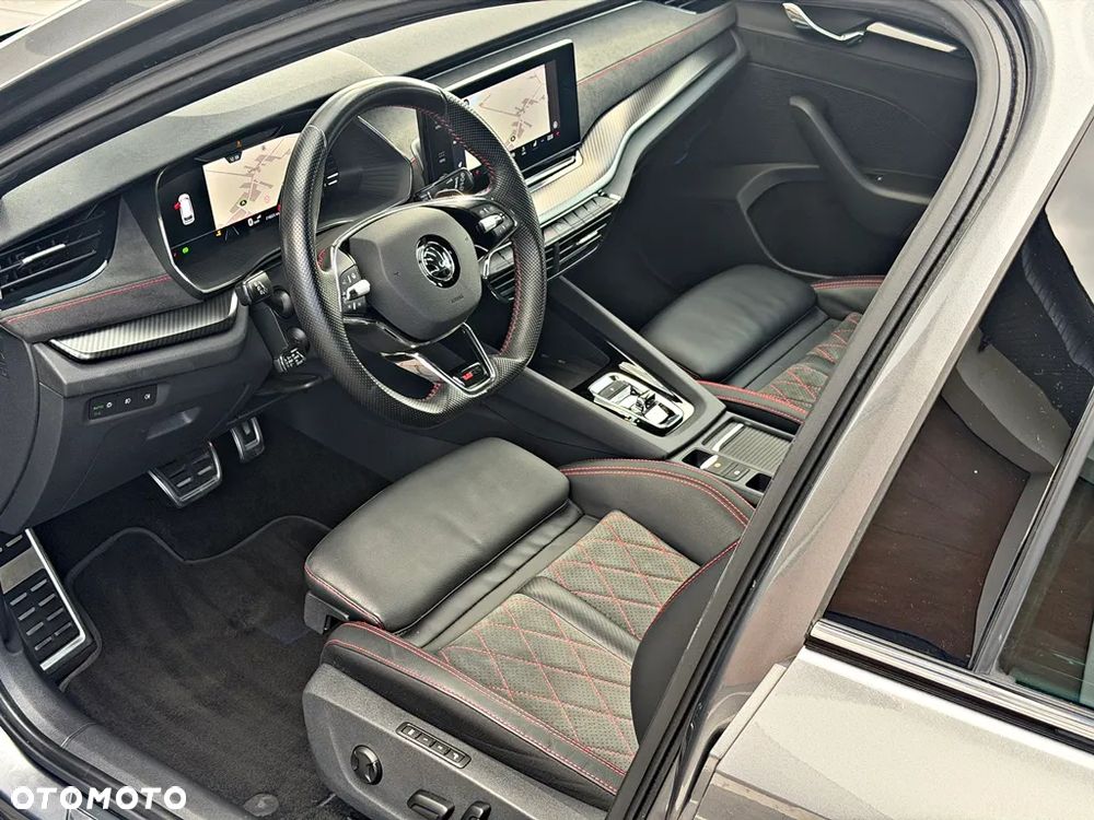Skoda Octavia 2.0 TDI RS DSG - 18