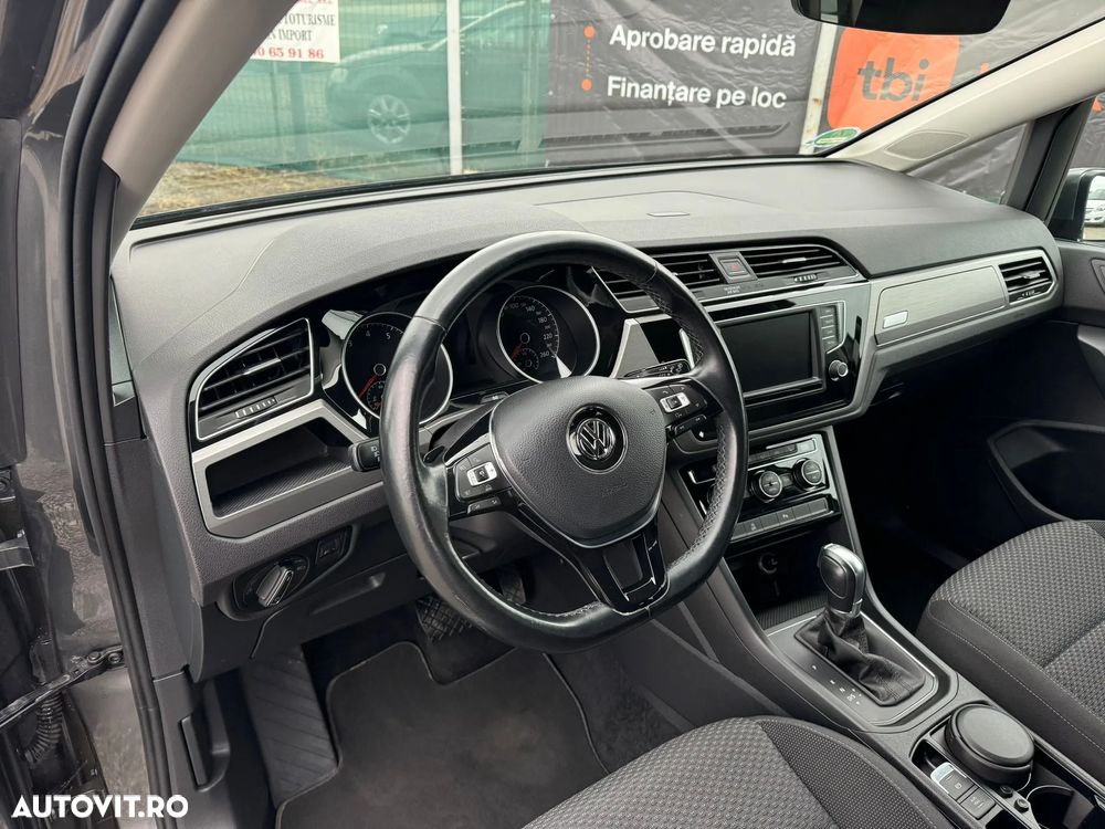 Volkswagen Touran 1.4 TSI DSG Comfortline - 35