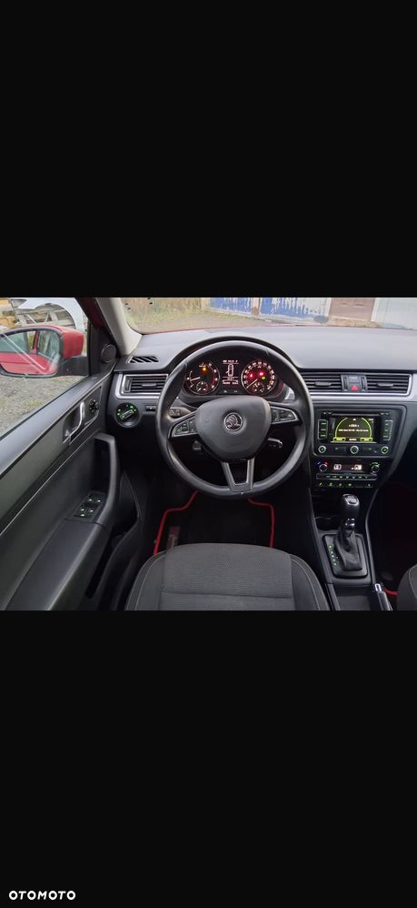 Skoda RAPID 1.4 TSI DSG Edition - 10