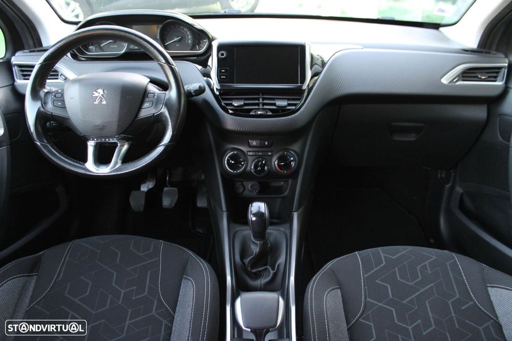 Peugeot 2008 1.6 BlueHDi Style - 6