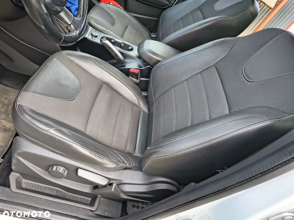 Ford Kuga - 15