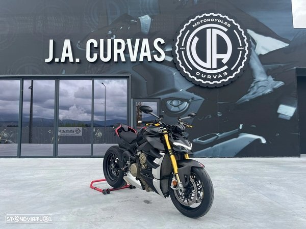 Ducati Streetfighter V4S