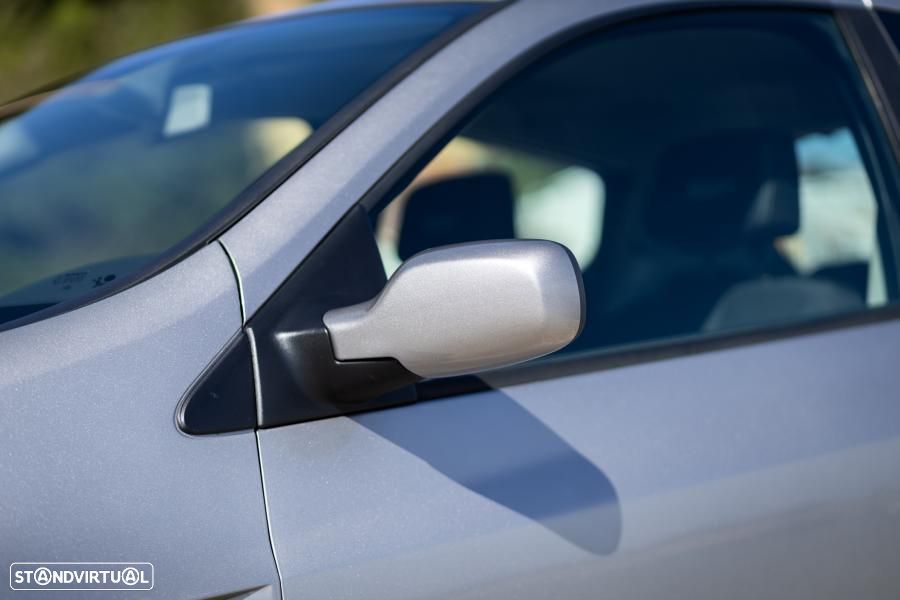 Renault Clio 2.0 16V Sport - 15