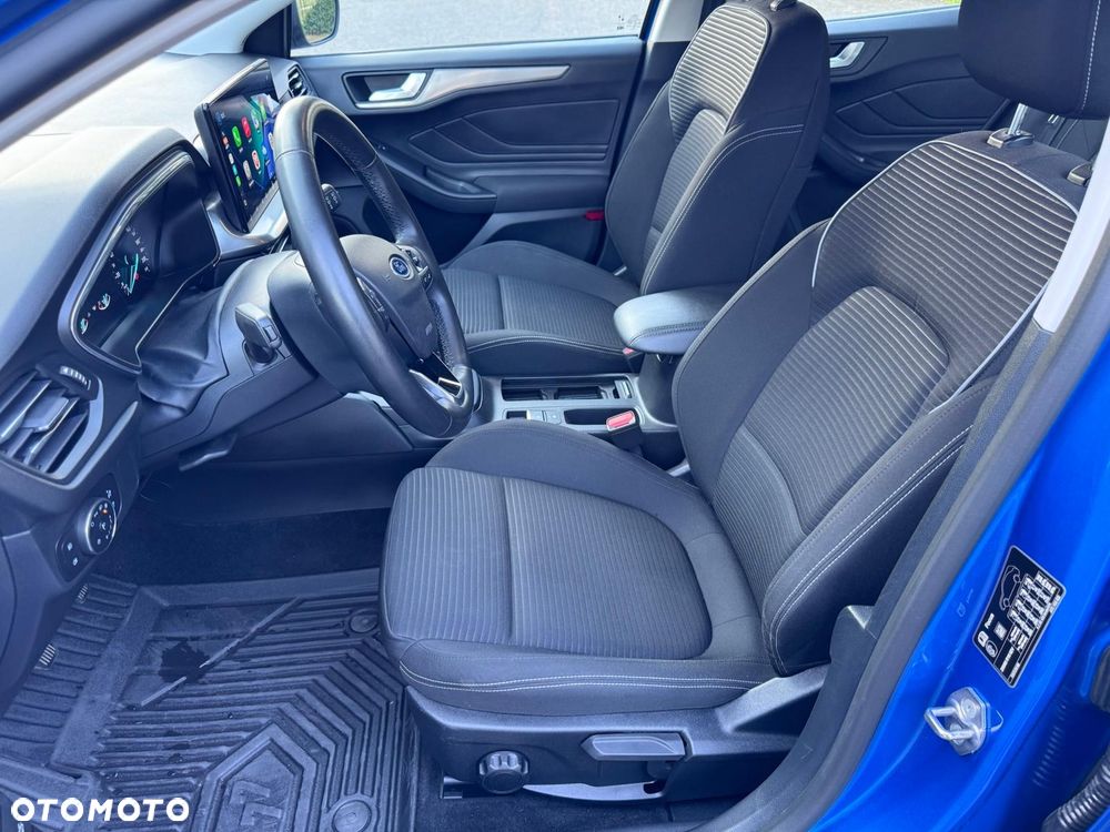 Ford Focus 1.0 EcoBoost Titanium - 10