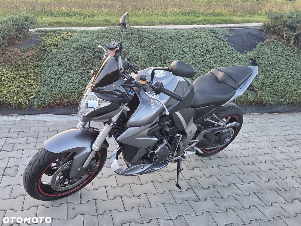 Honda CB - 23