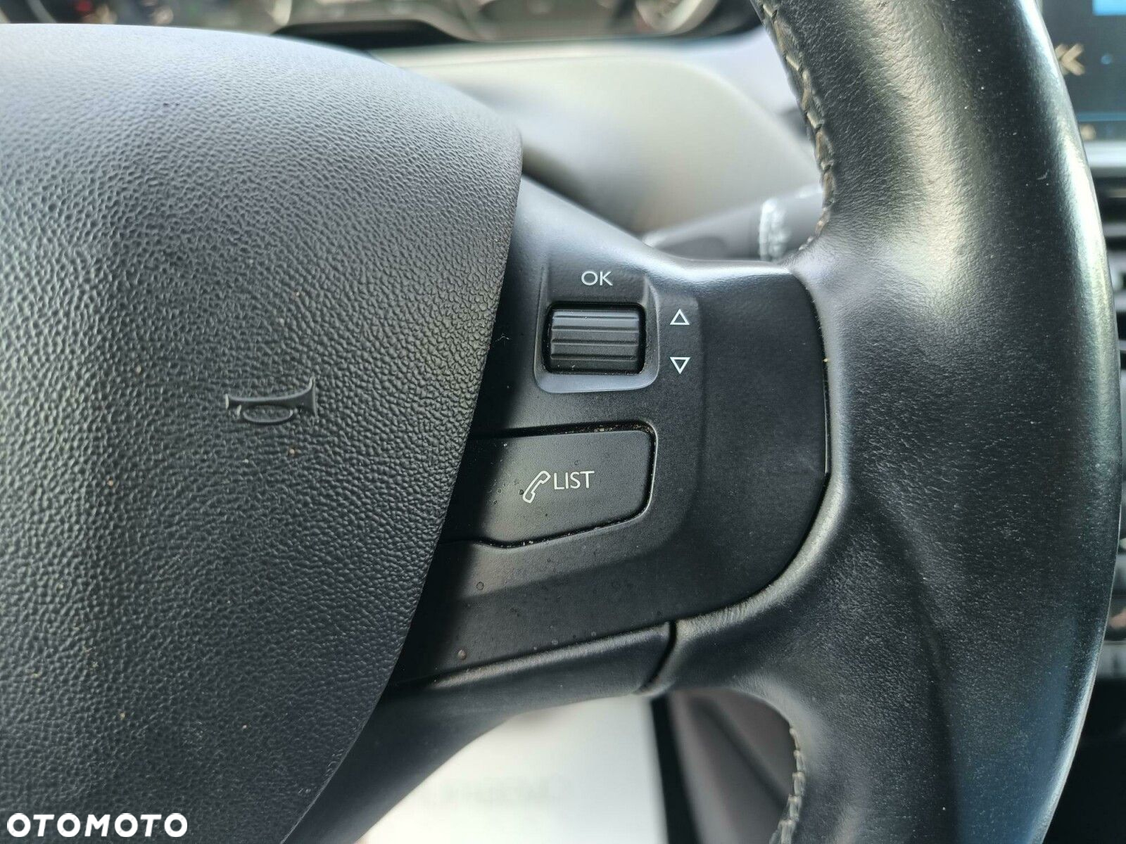 Peugeot 208 1.2 PureTech Allure S&S EAT6 - 18