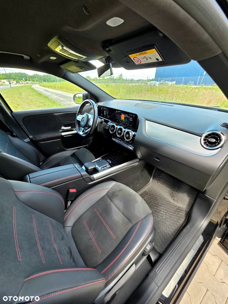 Mercedes-Benz GLA 200 d 8G-DCT AMG Line - 33