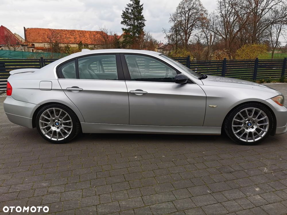 BMW Seria 3 330xi - 3