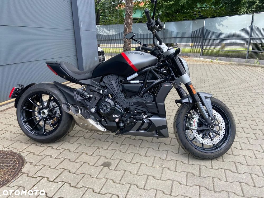 Ducati Diavel - 2
