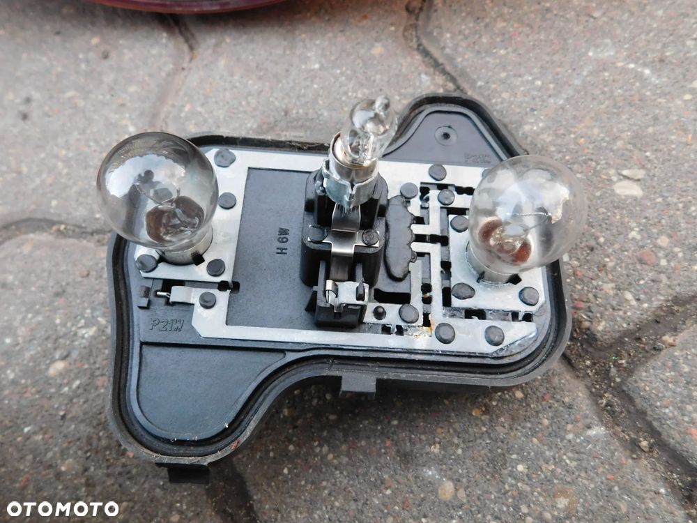 lampa lewa tył VW GOLF V hb Europa wkład oprawka - 8