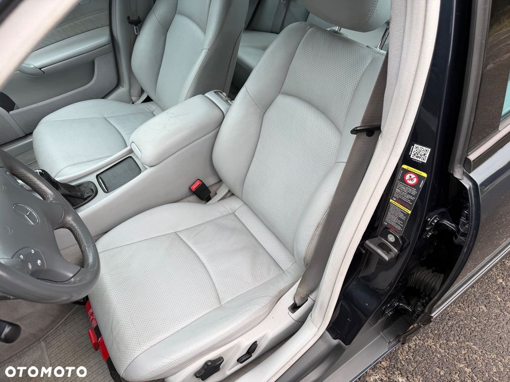 Mercedes-Benz Klasa C 220 T CDI Avantgarde - 30