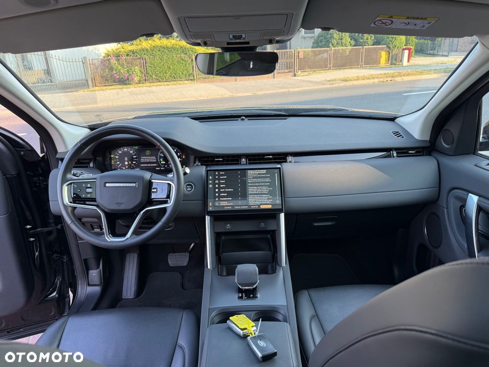 Land Rover Discovery Sport P300e R-Dynamic S - 31