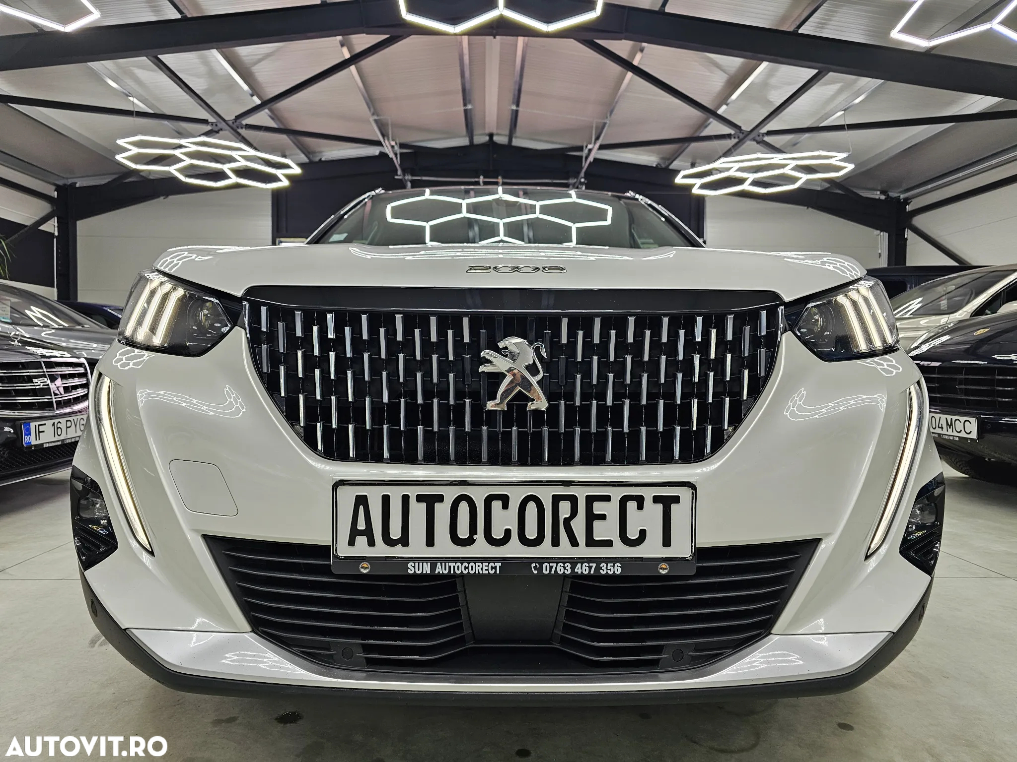 Peugeot 2008 1.5 BlueHDI STT EAT8 GT Line - 34