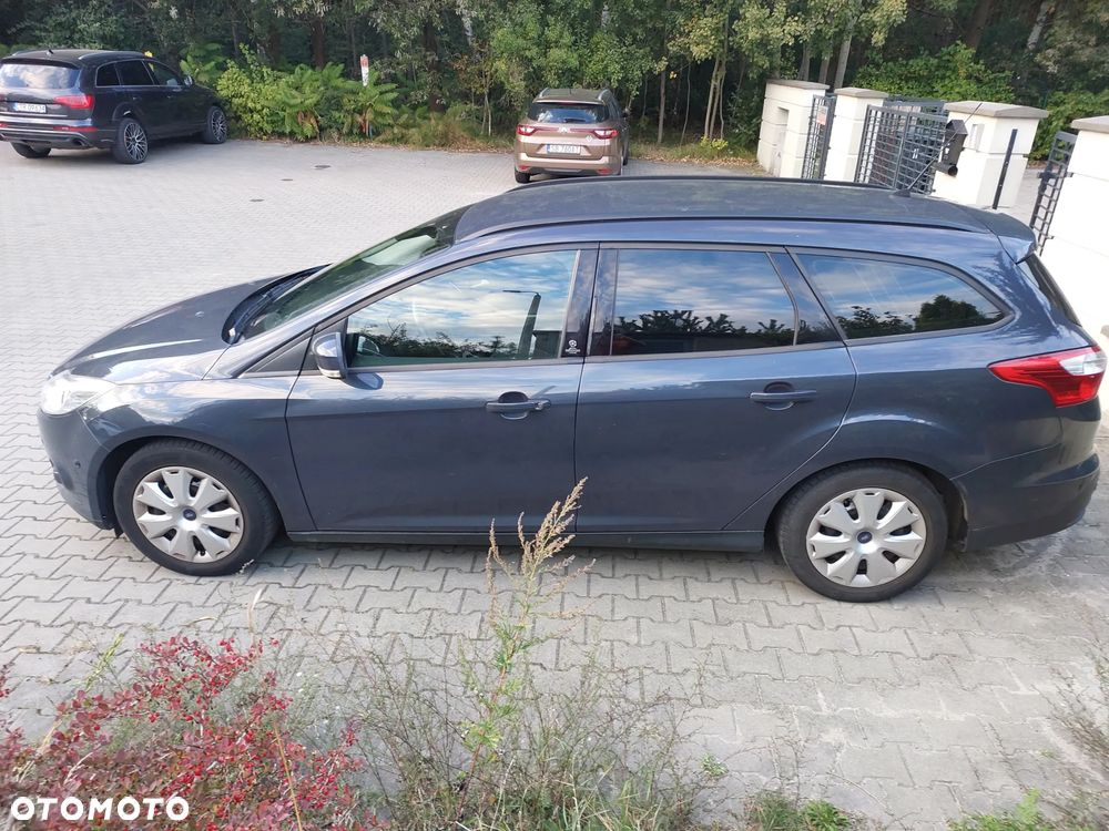 Ford Focus 1.0 EcoBoost Ambiente - 17