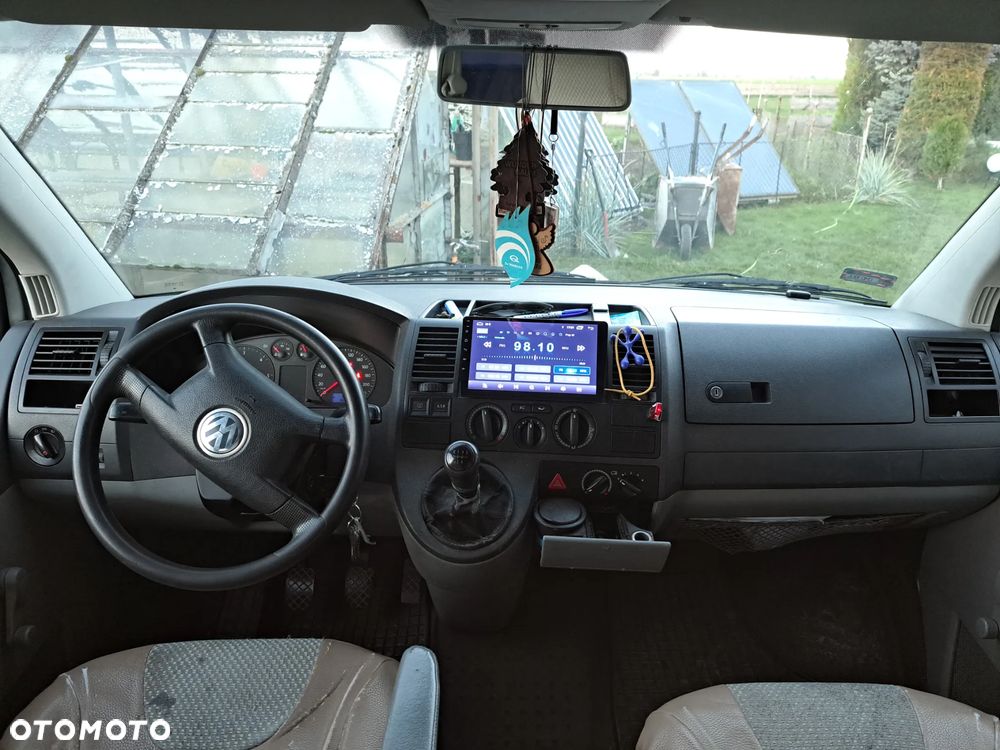 Volkswagen Transporter - 12