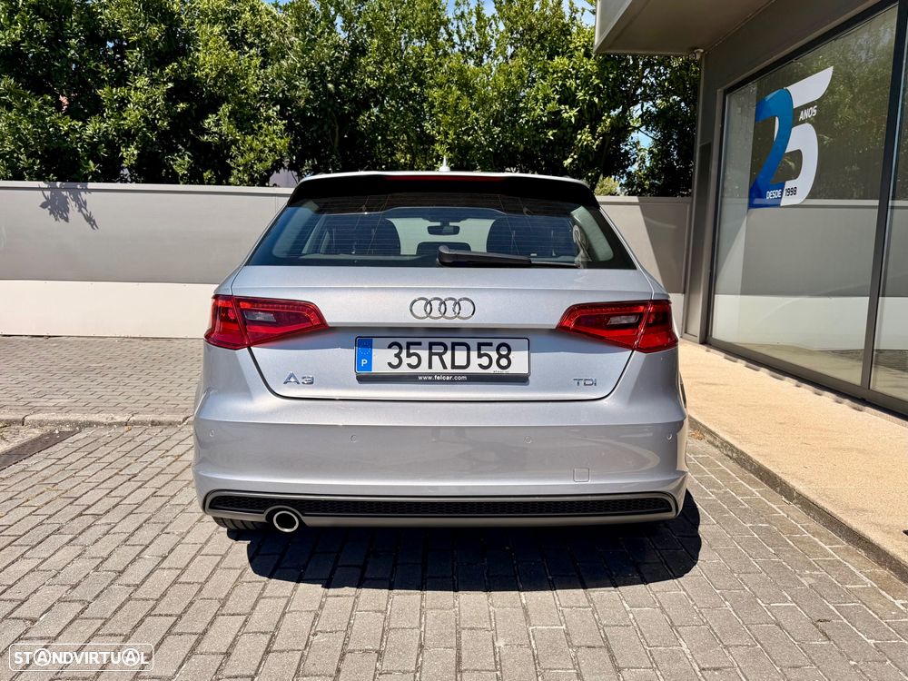 Audi A3 Sportback 1.6 TDI S-line - 5